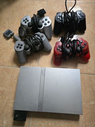 PlayStation 2 + 4 Mandos +juegos + memory card