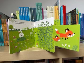 0-3 NUEVO Un paseo por el prado. Libro infantil