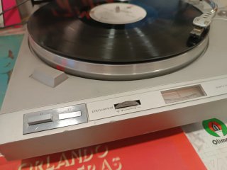 Tocadiscos Thomson TQ 404