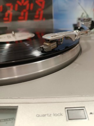 Tocadiscos Thomson TQ 404