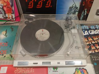 Tocadiscos Thomson TQ 404
