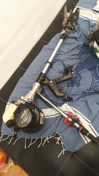 Zodiac de pesca con motor fueraborda de 3cvv