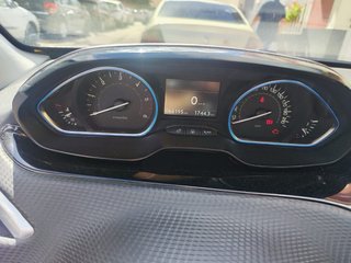 Peugeot 2008 1.6BlueHdi Allure 120cv dic 2017