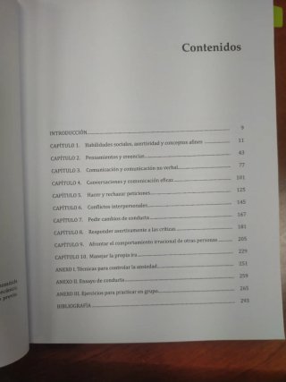 Cómo mejorar tus habilidades sociales : program...