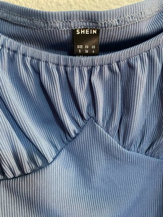 Blusa azul manga larga