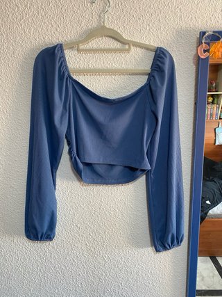 Blusa azul manga larga
