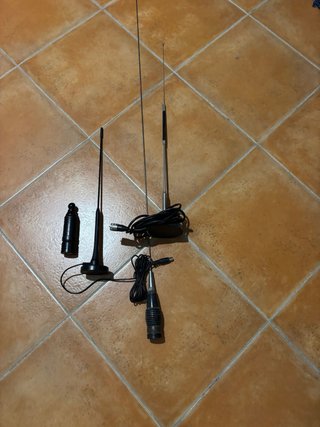 Emisora 27 Mhz President con Antena