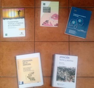 Libros Piscología UNED