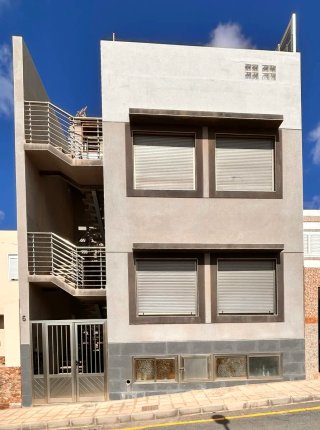Se vende propiedad construida en 2011 en Puerto de