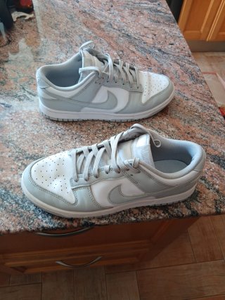 Nike Dunk Gris y Blancas Talla 42.5 auténticas.