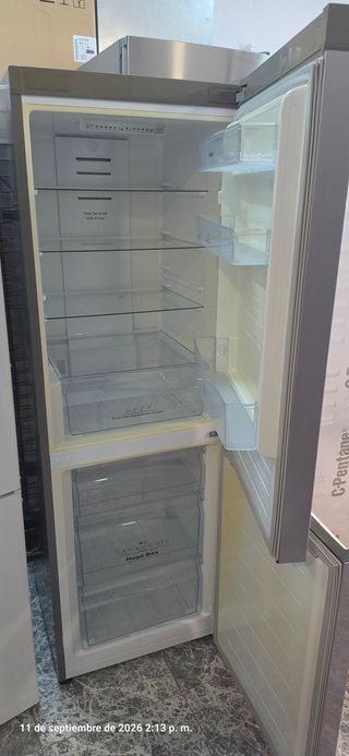 NEVERA HISENSE INOX   NO FROST