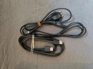 Consola PS4 Slim + 2 Mandos