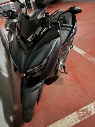 Yamaha XMAX Tech MAX 125 Negra
