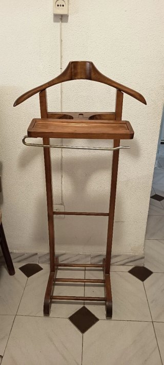 Galán (Perchero de madera)