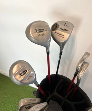 Set de Palos de Golf MIZUNO y MAXFLI