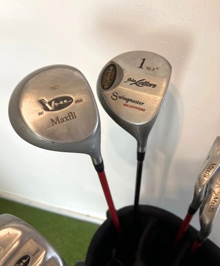 Set de Palos de Golf MIZUNO y MAXFLI