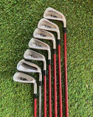 Set de Palos de Golf MIZUNO y MAXFLI