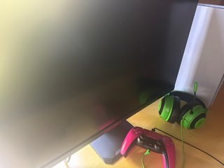 Monitor Gigabyte y Mando PS5