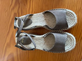 Sandalias cuña Mango