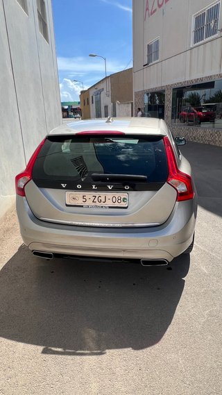 Volvo V60 2015