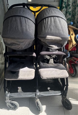 Passeggino doppio Inglesina grigio