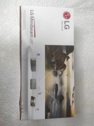 Proyector LG Plata con Pantalla Grande plegable