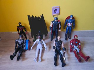 Figura Marvel Grande 5€