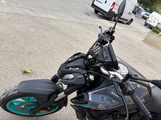 Yamaha MT-07 gris