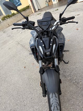 Yamaha MT-07 gris