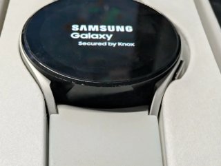 Samsung Galaxy Watch 4 Plata/Blanco
