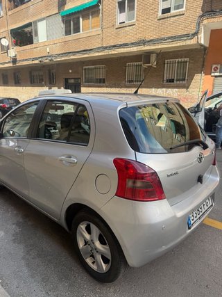 Toyota Yaris 2006