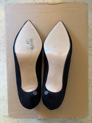 Zapatos de salón Zara Talla 38 Negros Sin usar