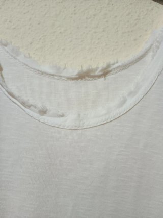 Blusa de algodón blanca sin mangas
