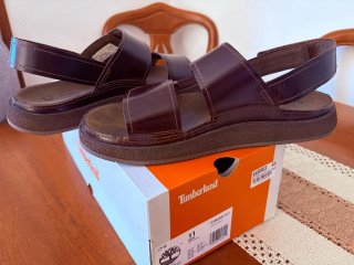 Sandalias de piel marrones