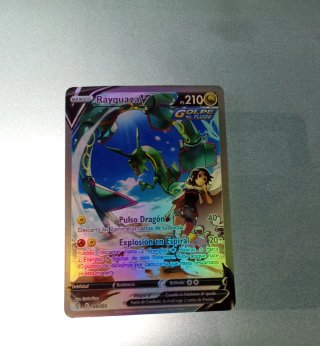 Carta Pokémon Rayquaza V 210 HP