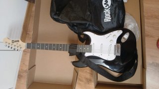 Chitarra Elettrica RockJam con Amplificatore