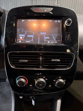 Renault Clio 2018 90cv IMPOLUTO! pantalla, sonido