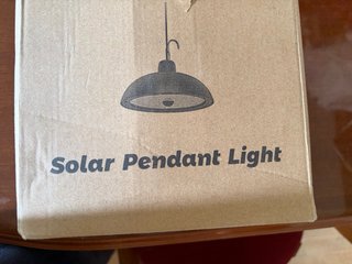 Lámpara Solar LED con Mando a Distancia