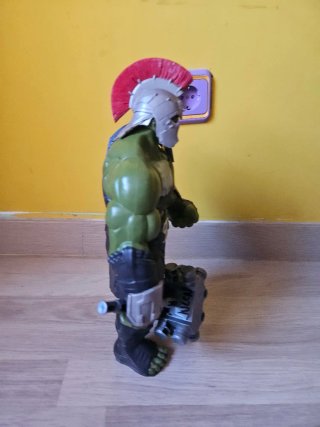 Figura Hulk Ragnarok Gladiador