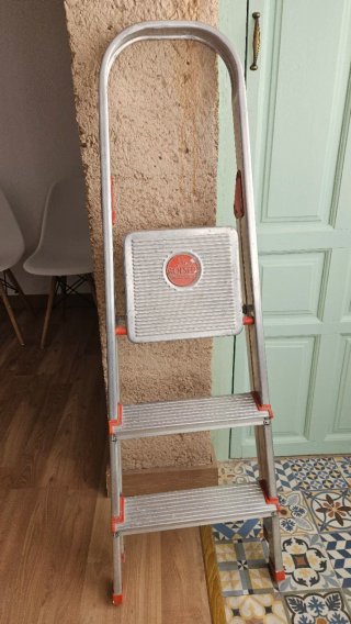 Escalera plegable Rolser