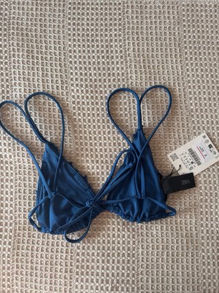 Top bikini Zara trenzado azul S