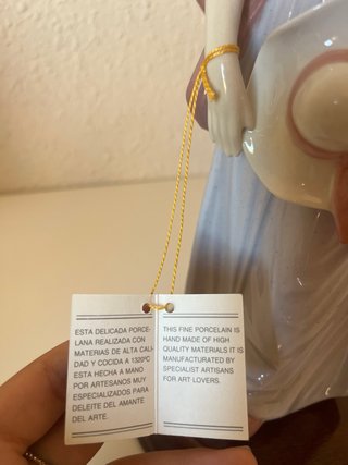 Figura porcelana Tengra dama vestido azul