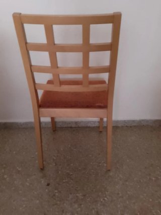 Conjunto de 6 sillas de madera