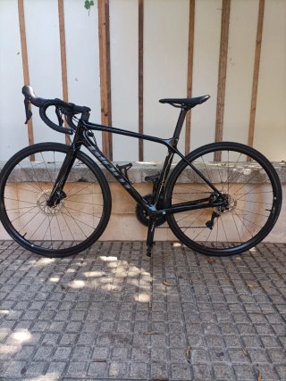 Bicicleta de carretera GIANT TCR AVANCED DISC 2