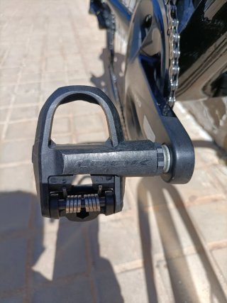 Bicicleta de carretera GIANT TCR AVANCED DISC 2