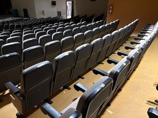 350 Butacas Cine/Teatro/colegio