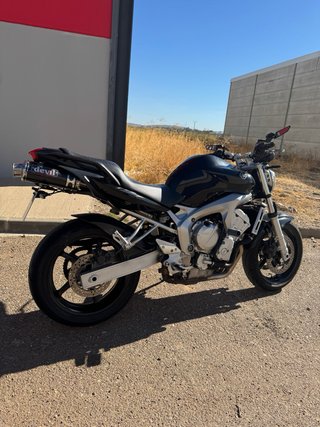 Yamaha FZ6-N 78CV (Limitada A2)