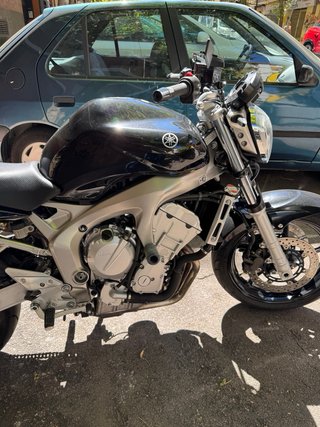 Yamaha FZ6-N 78CV (Limitada A2)