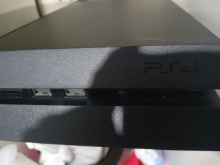 Consola PS4 (PlayStation 4) Negra Con juego compra