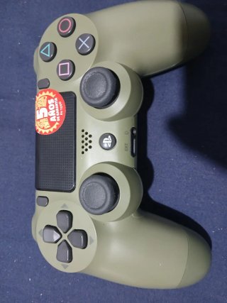 Consola PS4 (PlayStation 4) Negra Con juego compra